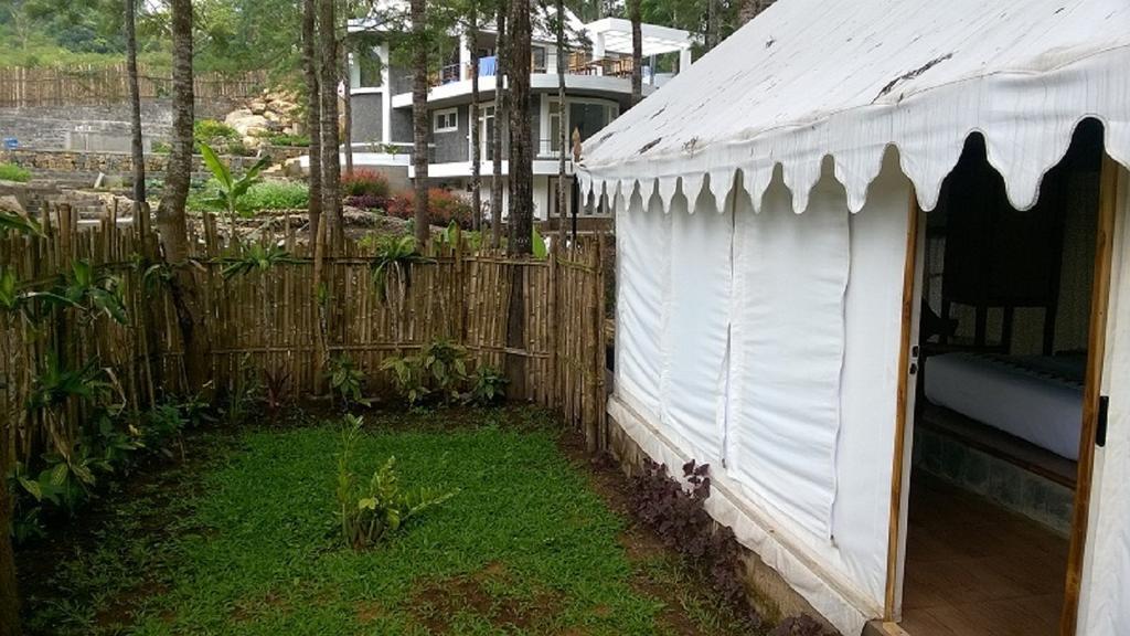 Bison Woods Ξενοδοχείο Yercaud Δωμάτιο φωτογραφία